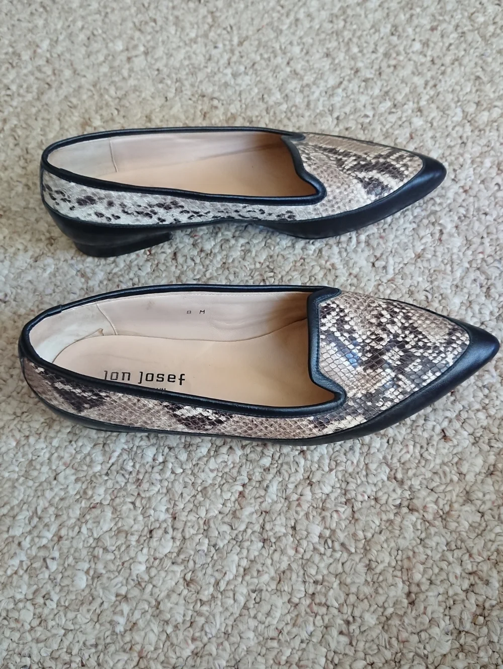 Jon Josef Gatsby Loafers Snake-Print Pointed Toe in Beige and Black size 7.5